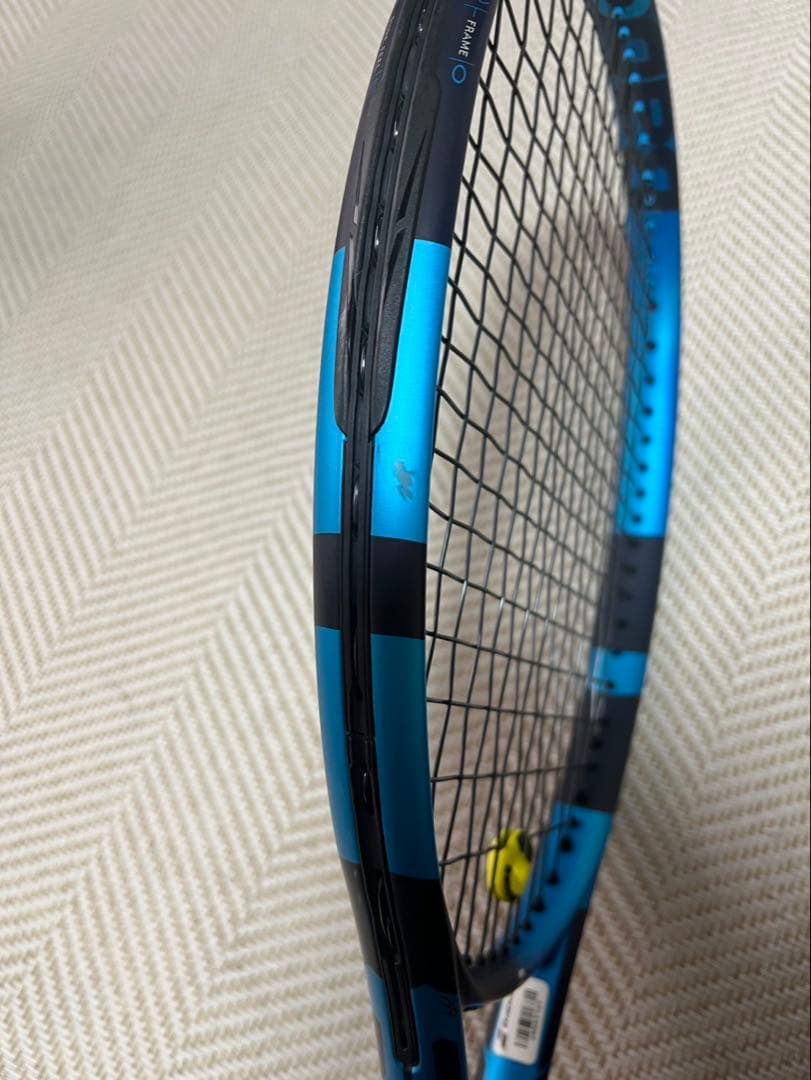 Babolat テニスラケットとボールセット