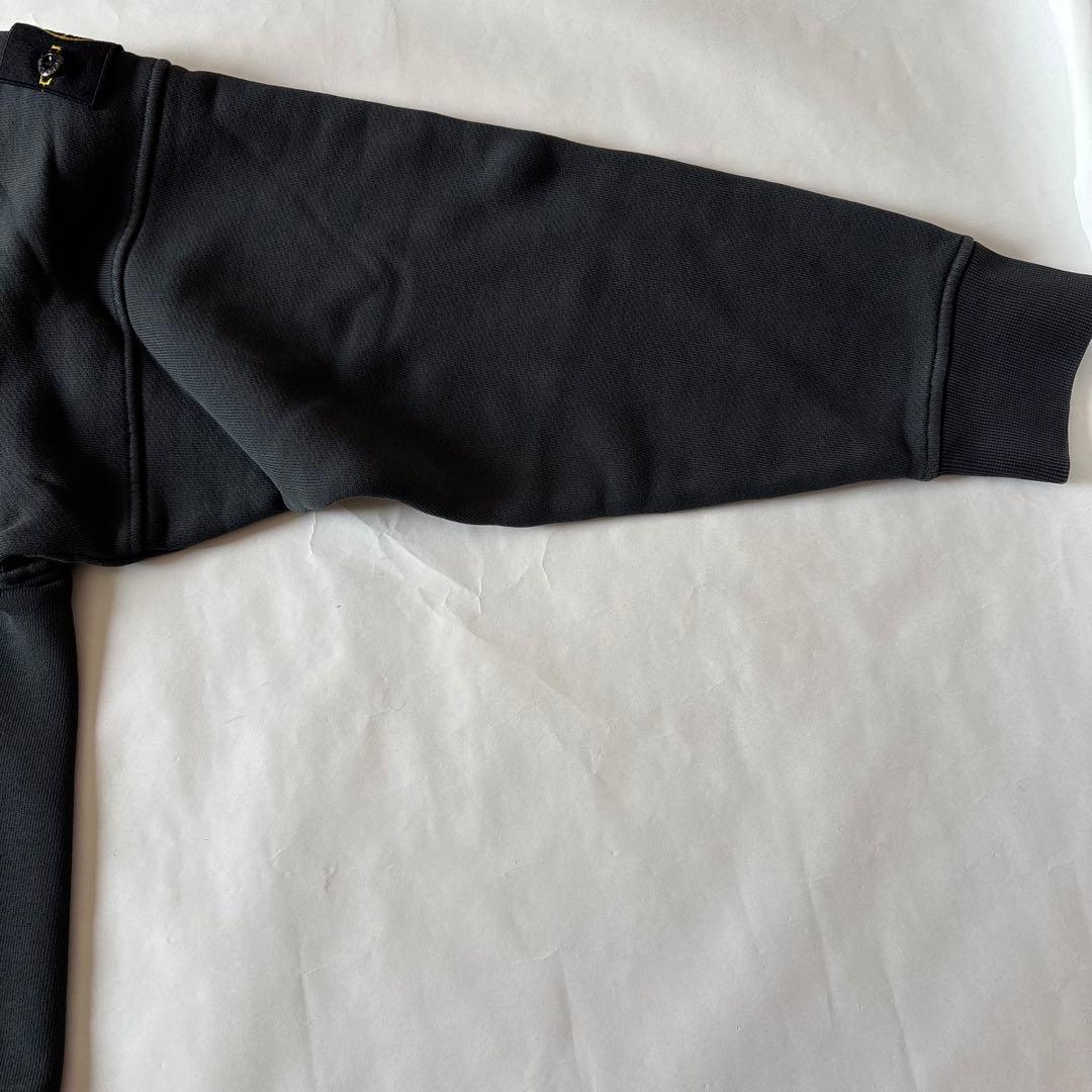 バッジ付 STONE ユーズド加工 ツイル織りスウェットシャツ