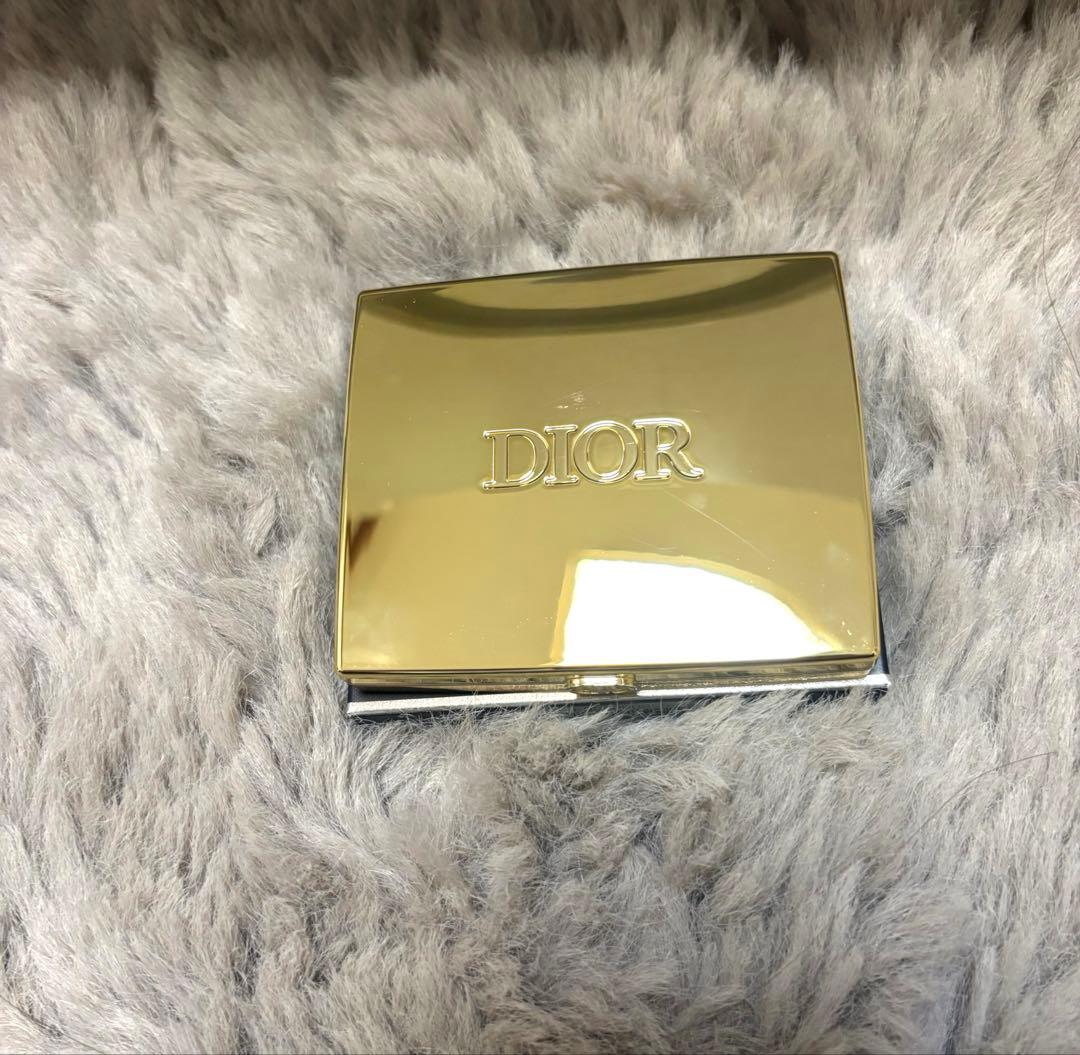 Dior アイシャドウパレット サンク クルール クリスマスコフレ 636 限定