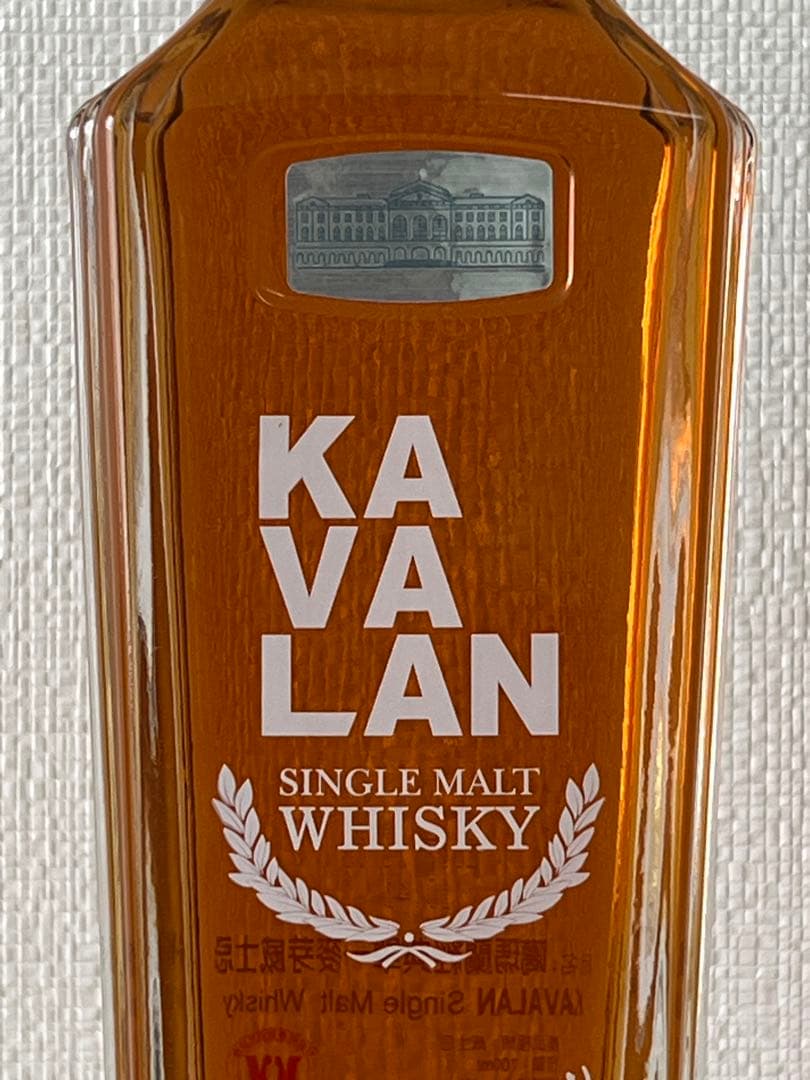 KAVALAN CLASSIC シングルモルトウイスキー 700ml 40%