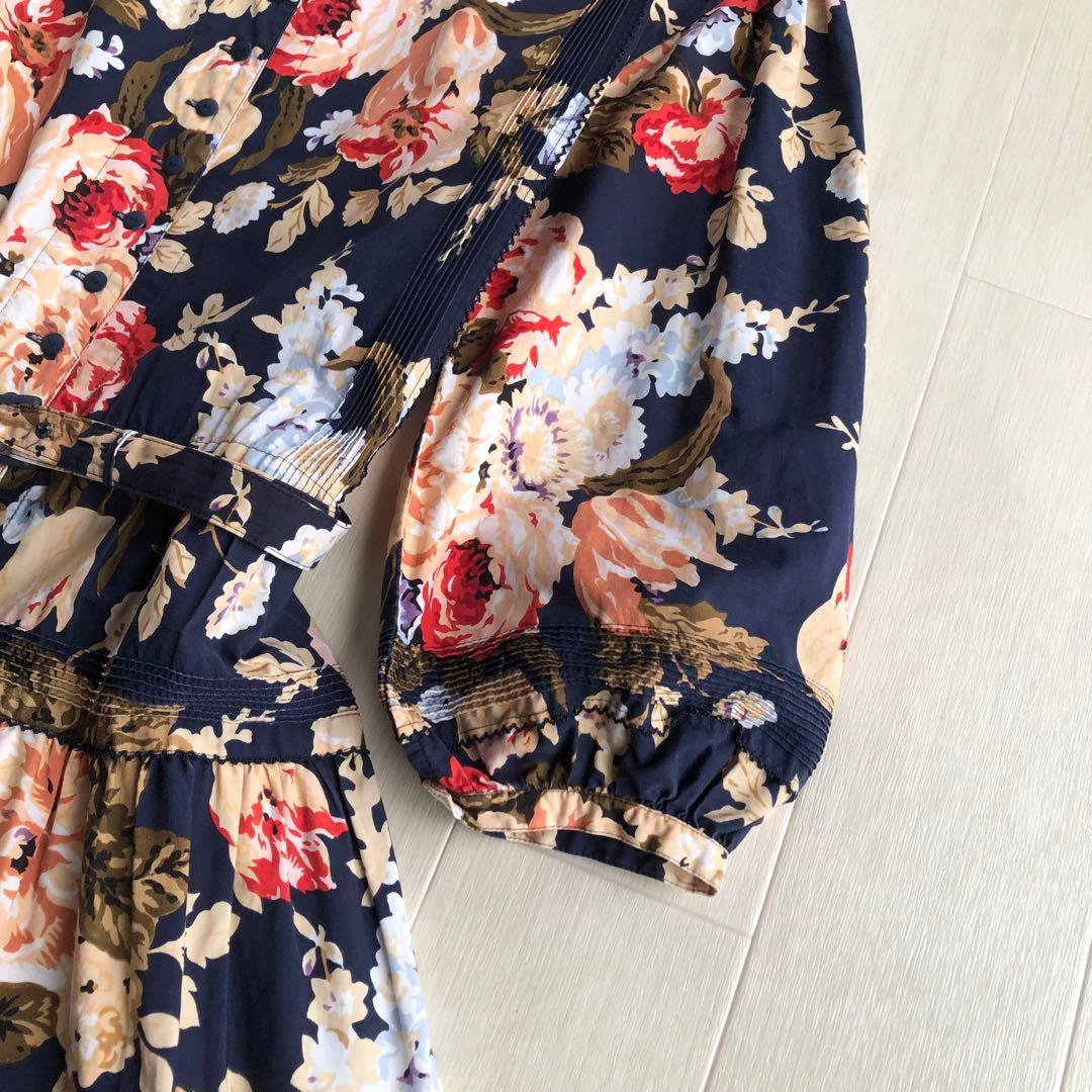 インゲボルグ 花柄 ピンタック 紺色 7分袖 ワンピース