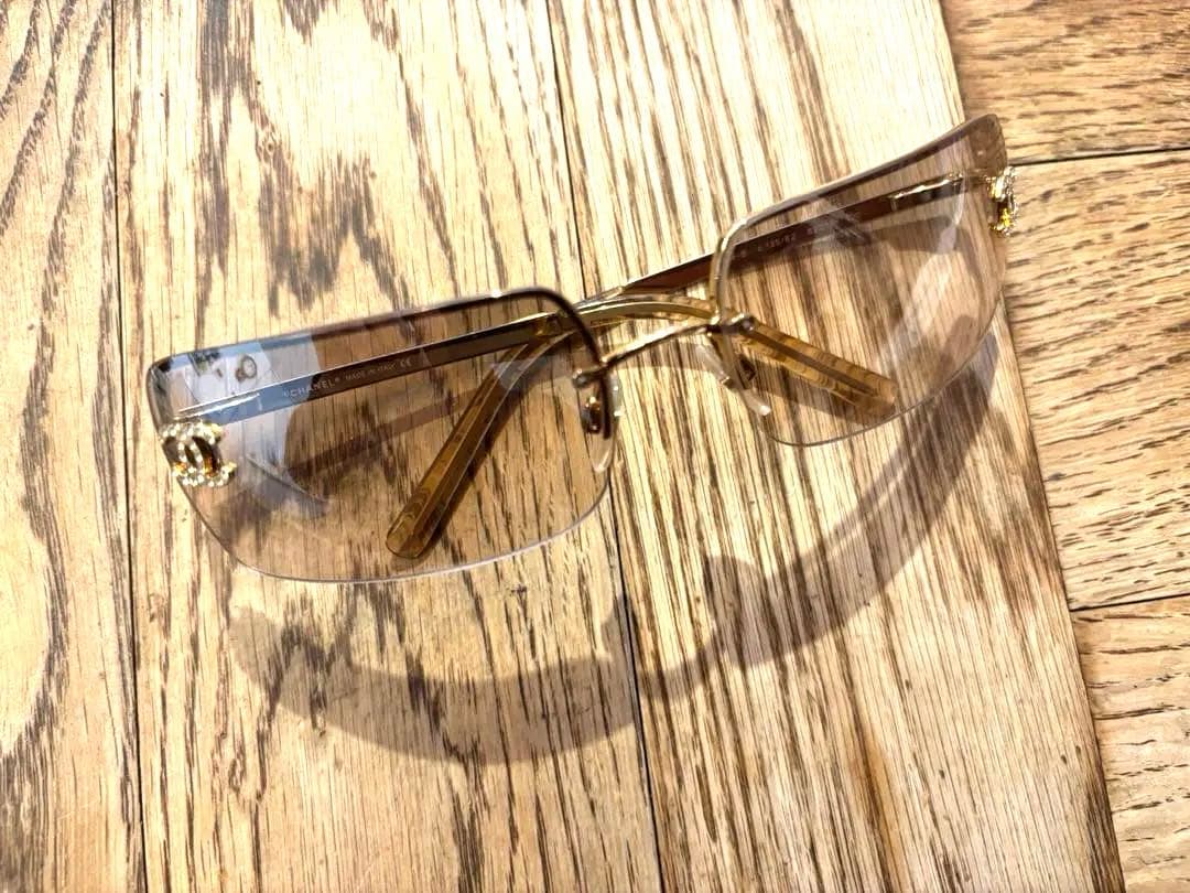 CHANEL シャネル ラインストーン グラデーション サングラス 4104