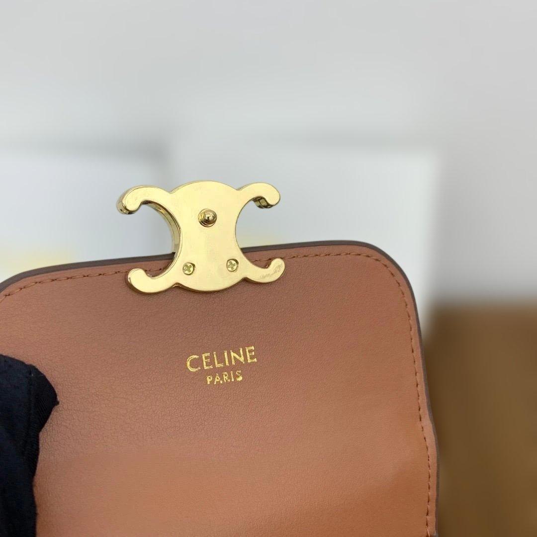 セリーヌ 三つ折り財布 ベージュ/ブラウン