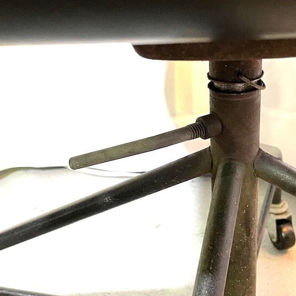 天童木工　カブトアームチェア　剣持勇　ミッドセンチュリーデザイナーズ家具　B