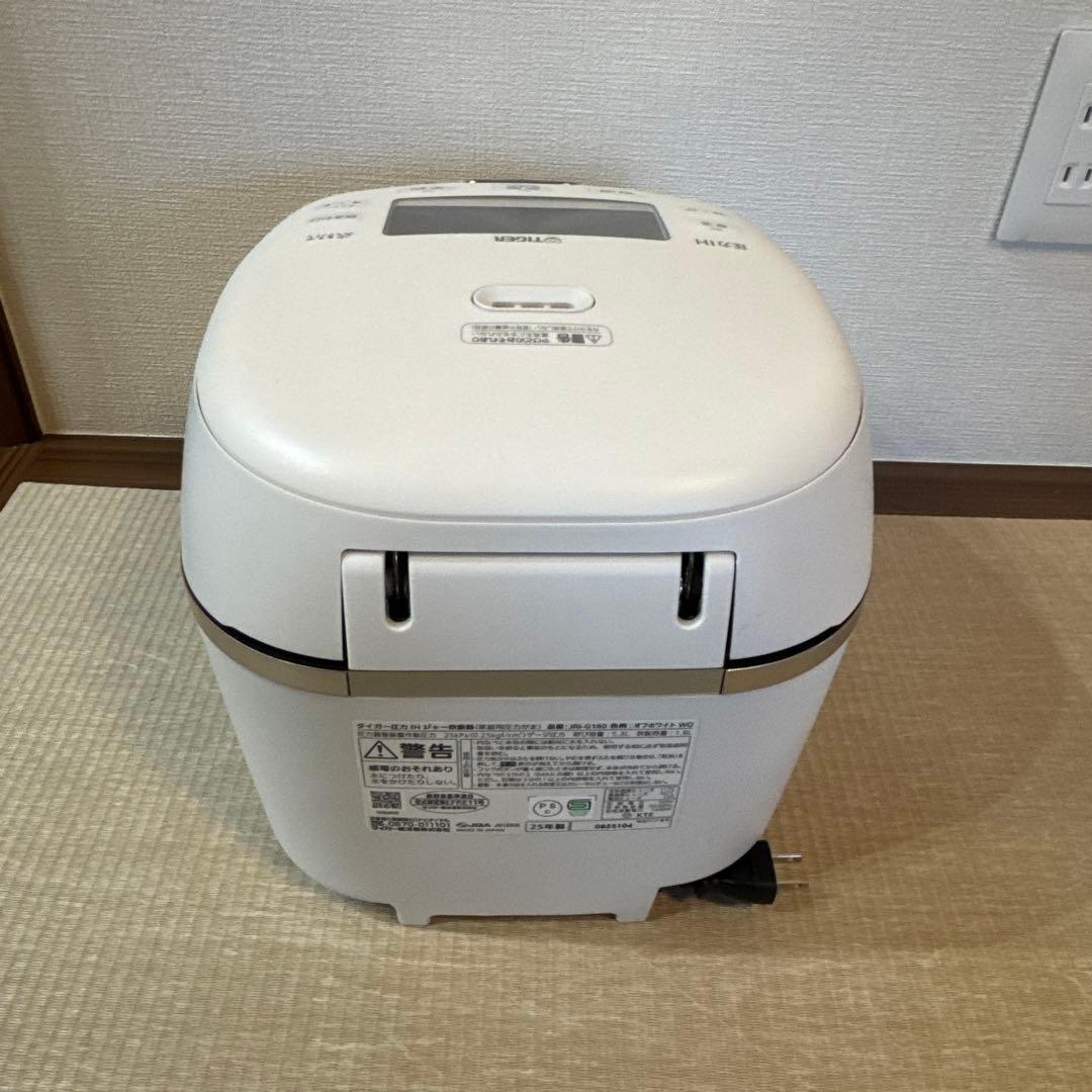 【３回のみ使用】タイガー　炊飯器　JRI-G180 1升炊 ホワイト　ご泡火炊き
