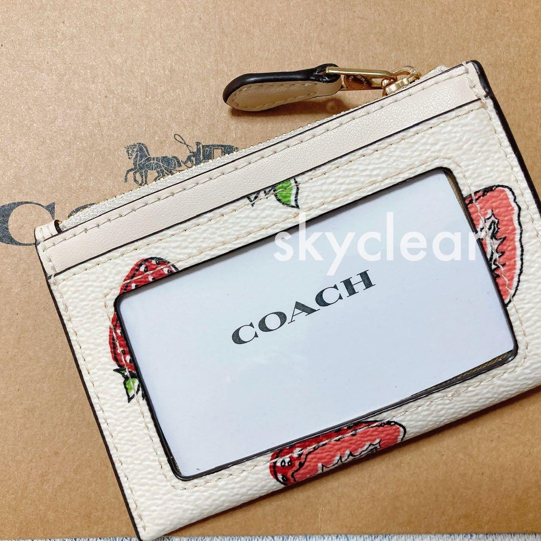新品❇︎正規品 COACH いちご柄 ミニスキミーID パスケース