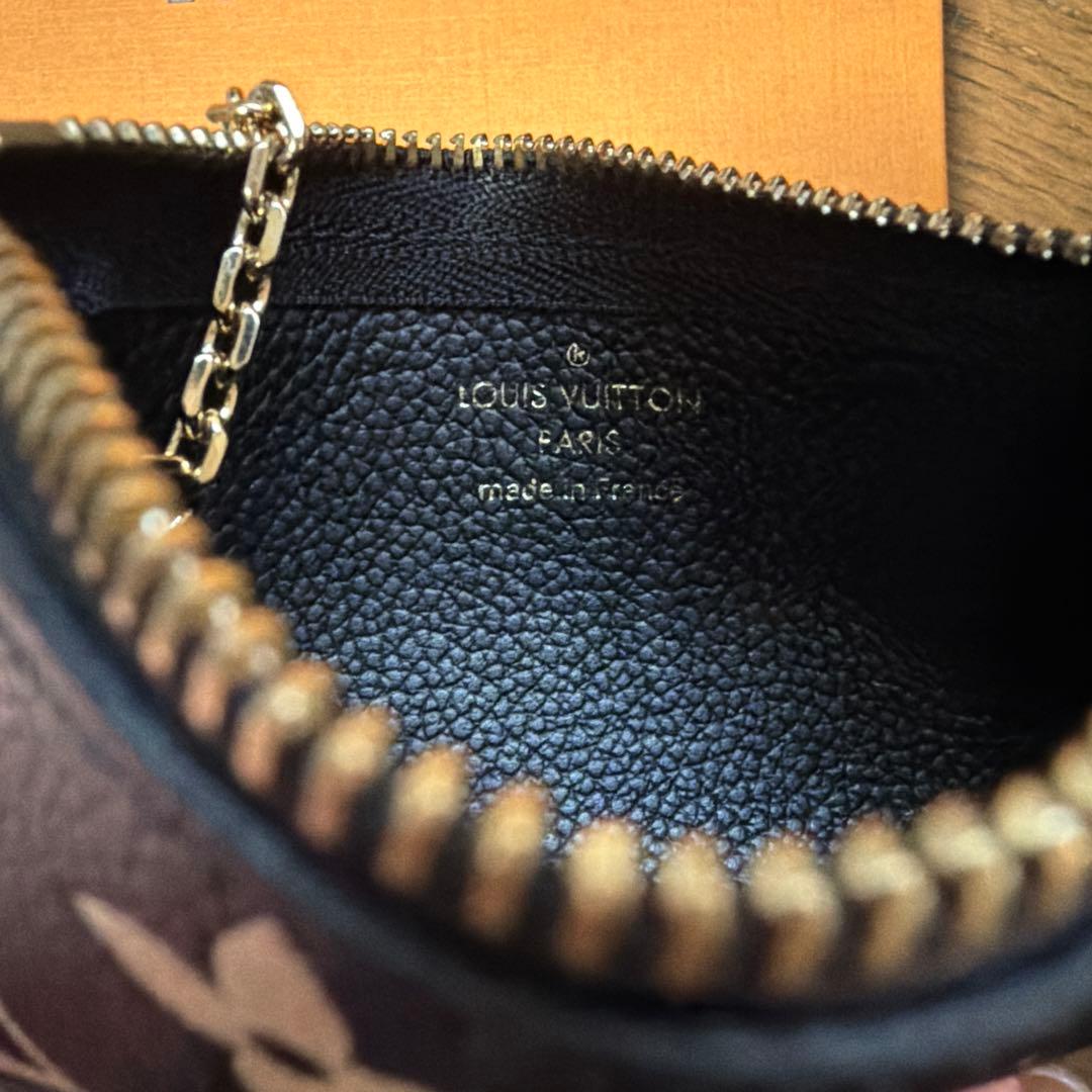 Louis Vuitton ケース ブラック