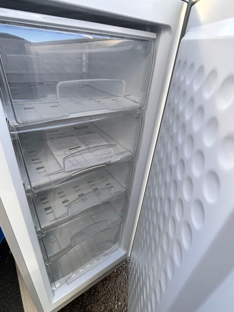 ヤマダ電機YRT-C14H1 シルバー冷凍庫138L 2020年製