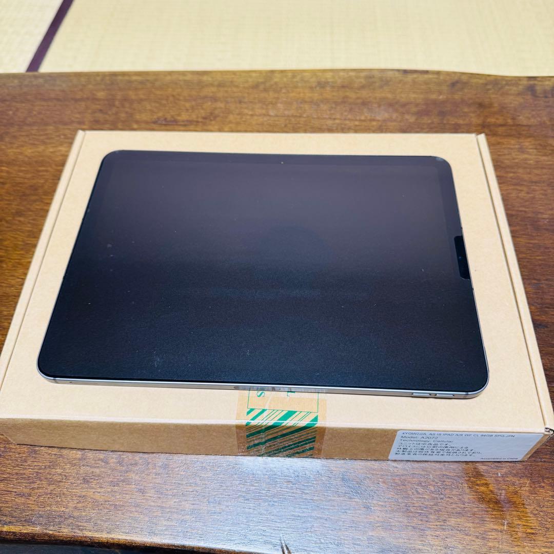 【最新iOS26.0】iPad Air 第4世代 SIMフリー　ケース付