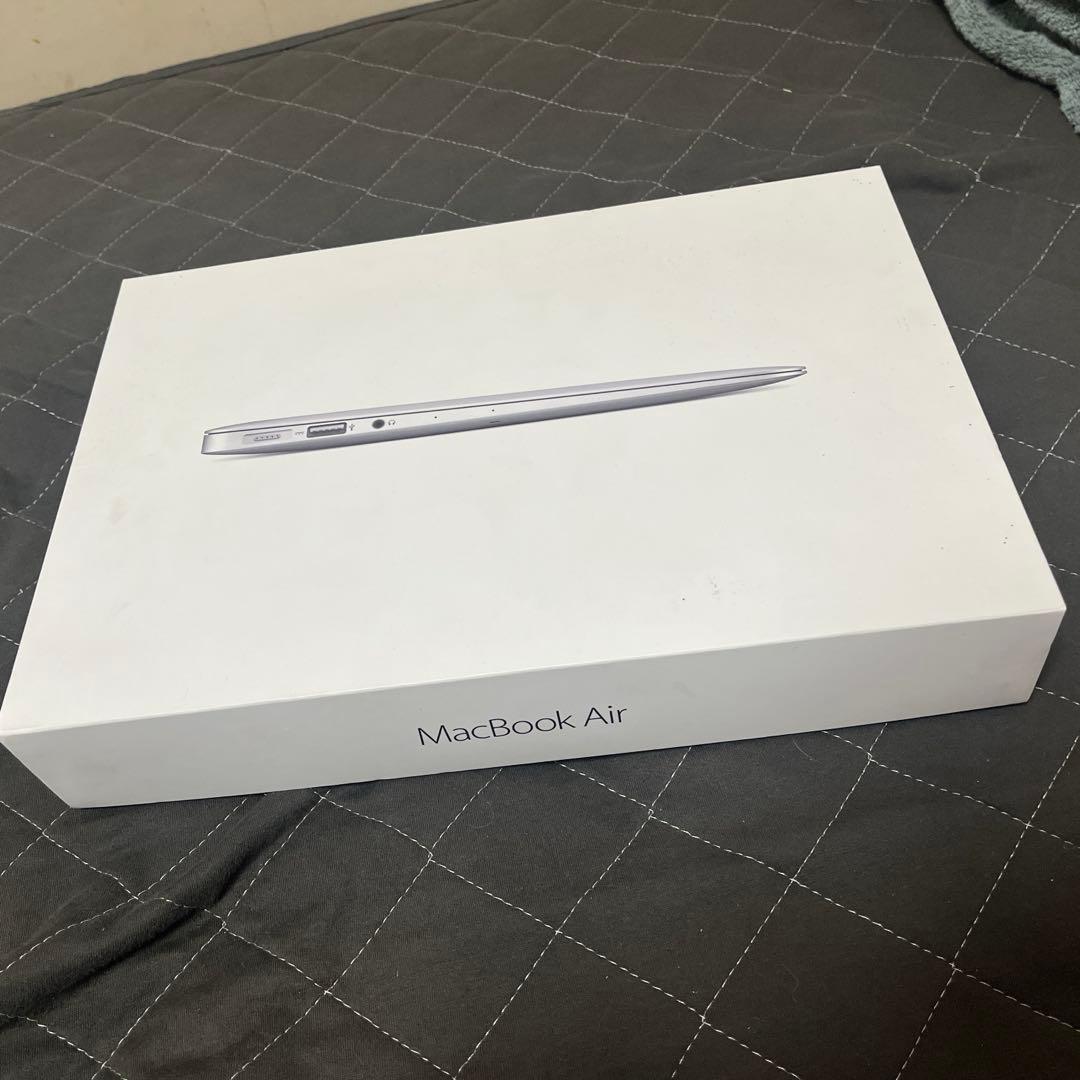 MacBook Air 11インチ 2015 SSD256GB 初期化済
