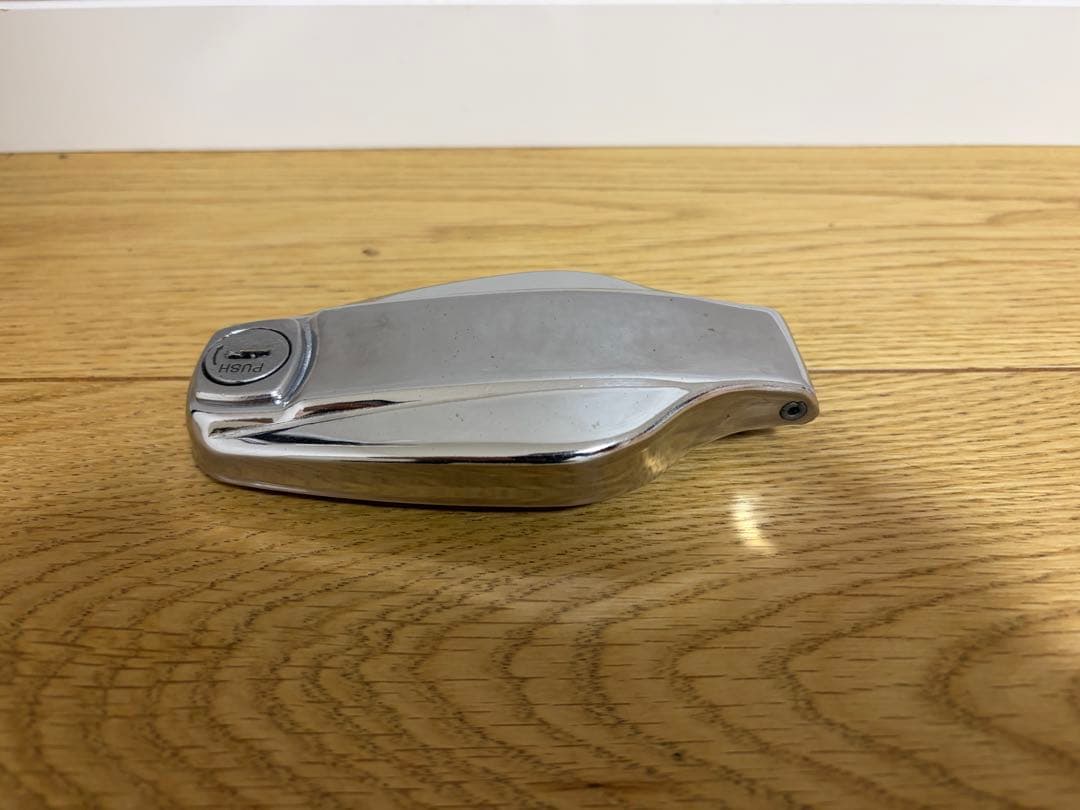 ❺-5 SR400 純正 タンクキャップ 初期型　ムール貝