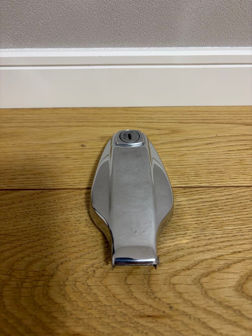 ❺-5 SR400 純正 タンクキャップ 初期型　ムール貝