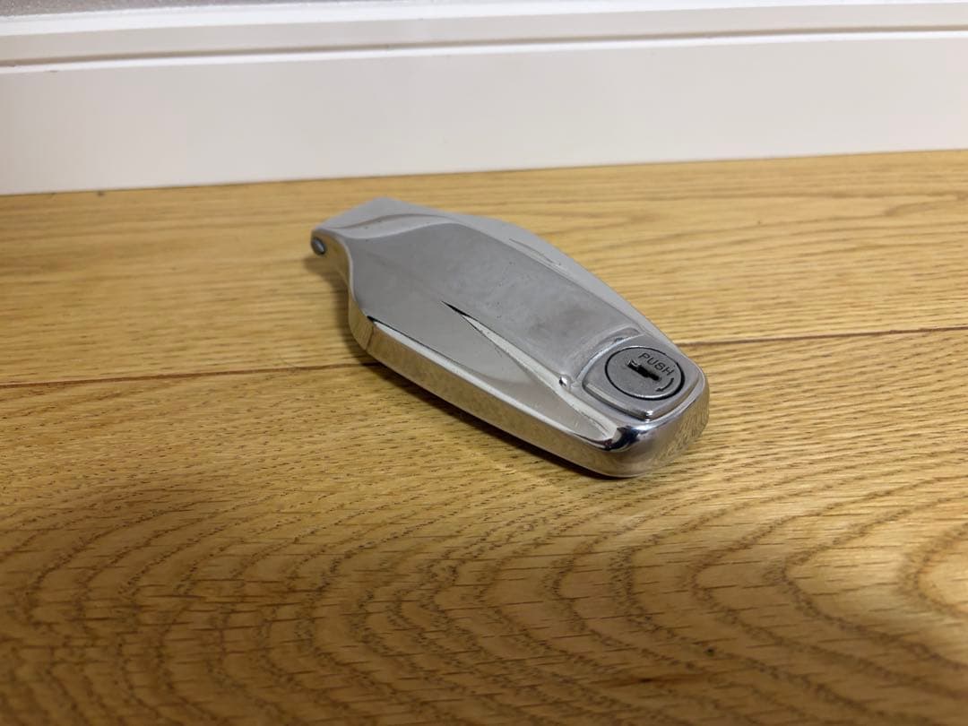 ❺-5 SR400 純正 タンクキャップ 初期型　ムール貝