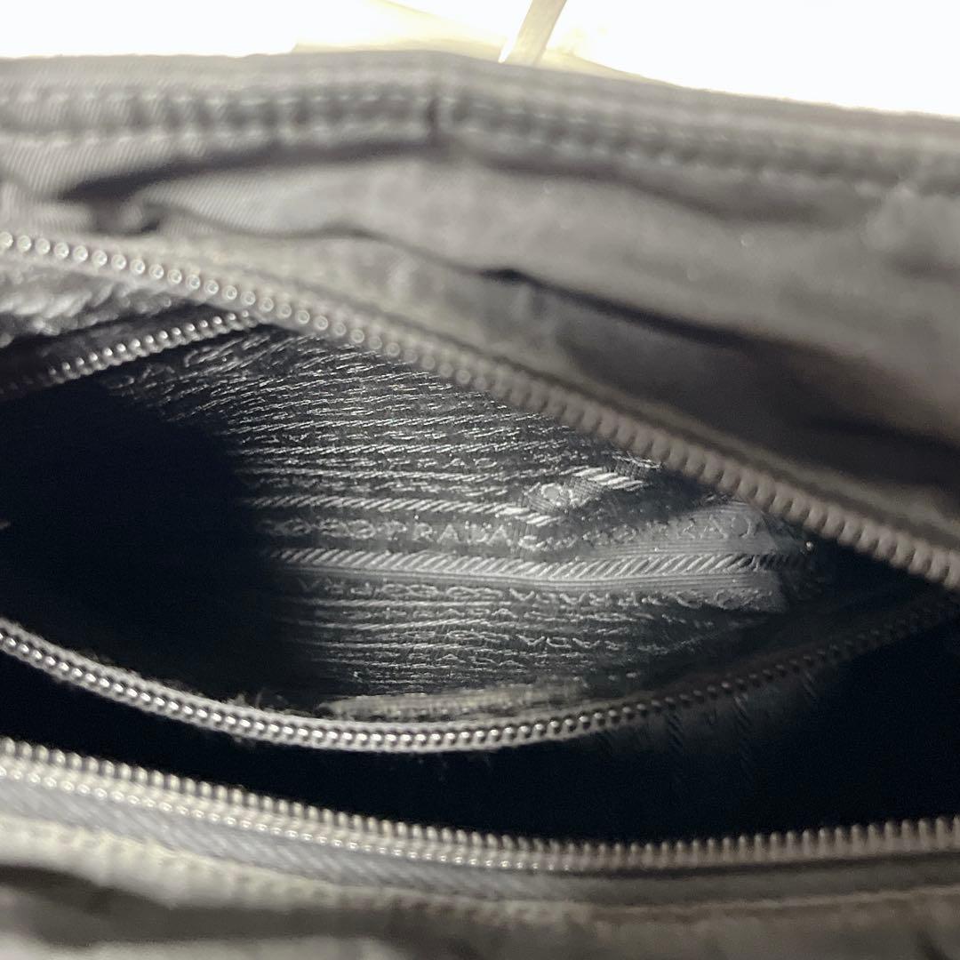 PRADA ブラック トートバッグ　ナイロン　レザー　三角　ハンドバッグ