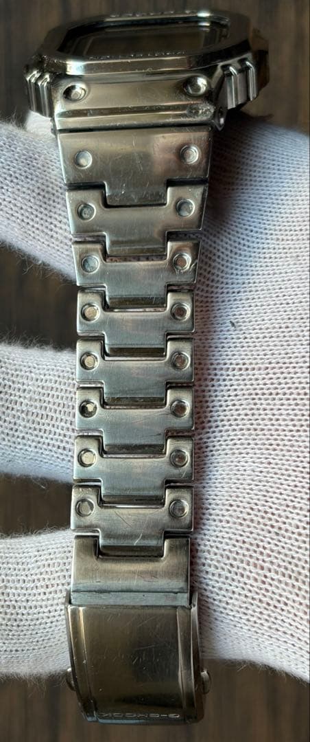 CASIO G-SHOCK GMW-B5000D-1JF 電波ソーラー シルバー