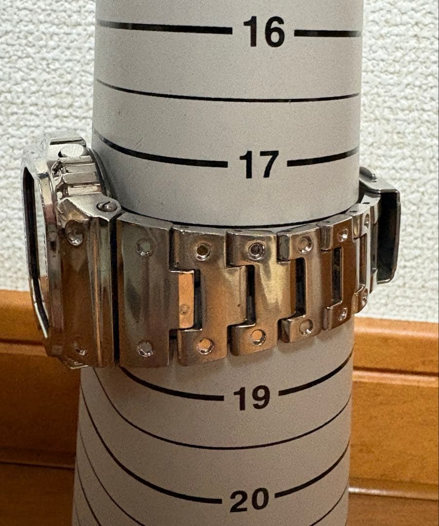 CASIO G-SHOCK GMW-B5000D-1JF 電波ソーラー シルバー