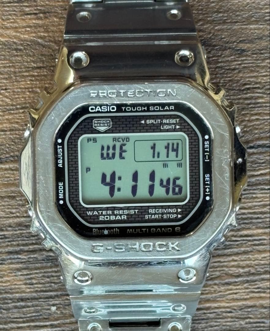 CASIO G-SHOCK GMW-B5000D-1JF 電波ソーラー シルバー