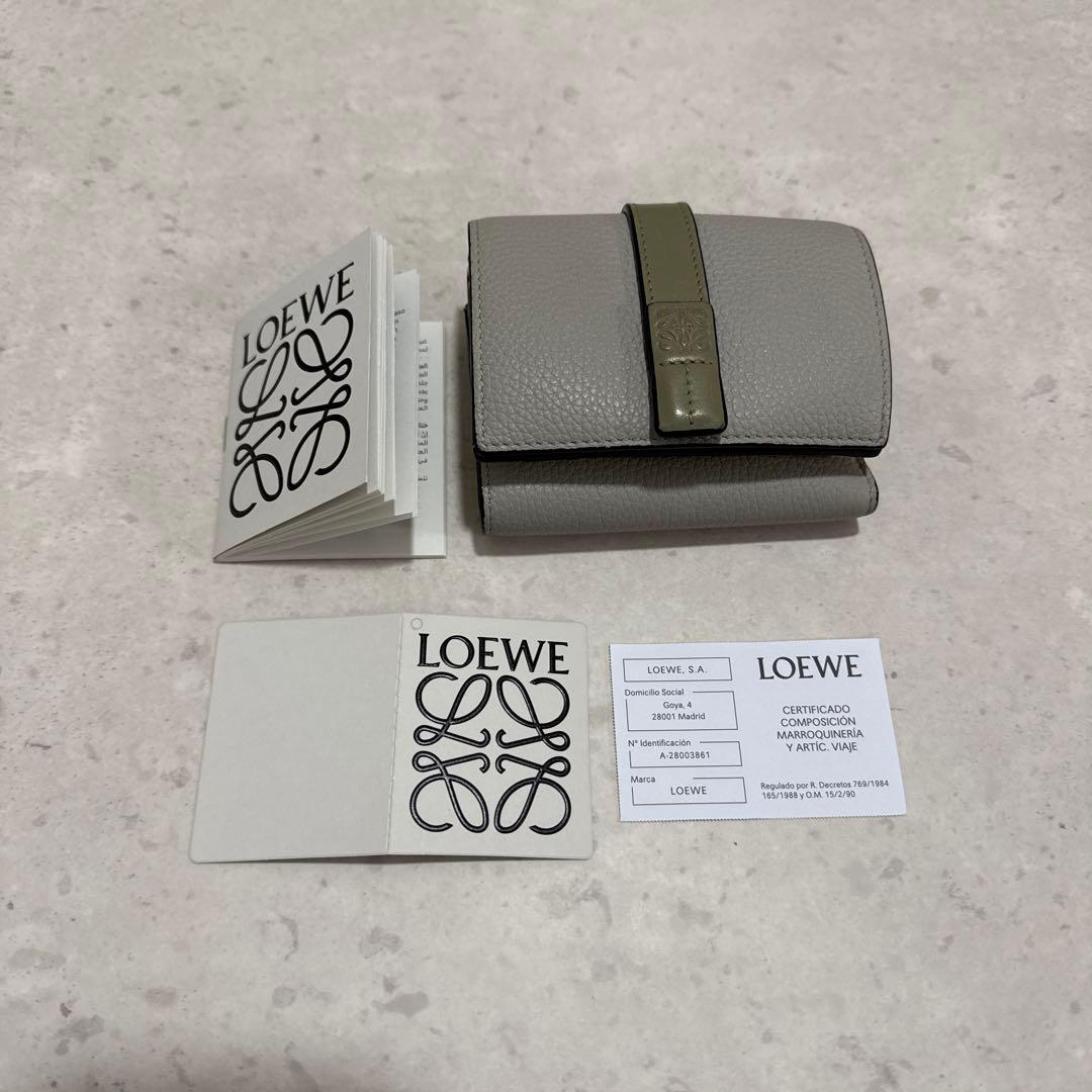 LOEWE 財布