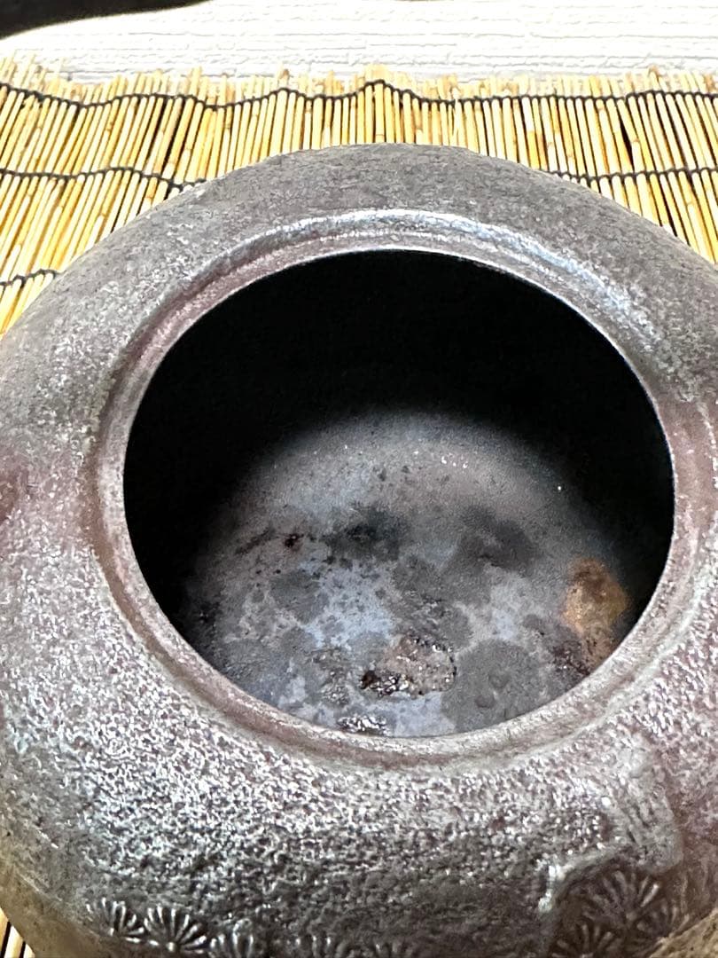 ＵＳＥＤ品　南部長寿堂 伝統工芸士 佐藤 勝芳造　丸型みみずく摘　南部鉄瓶