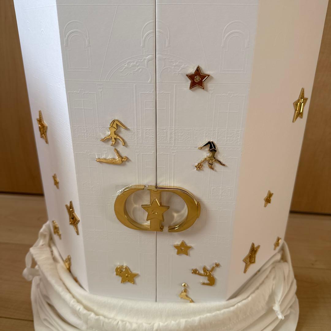 ディオール　アドヴェントカレンダー2025