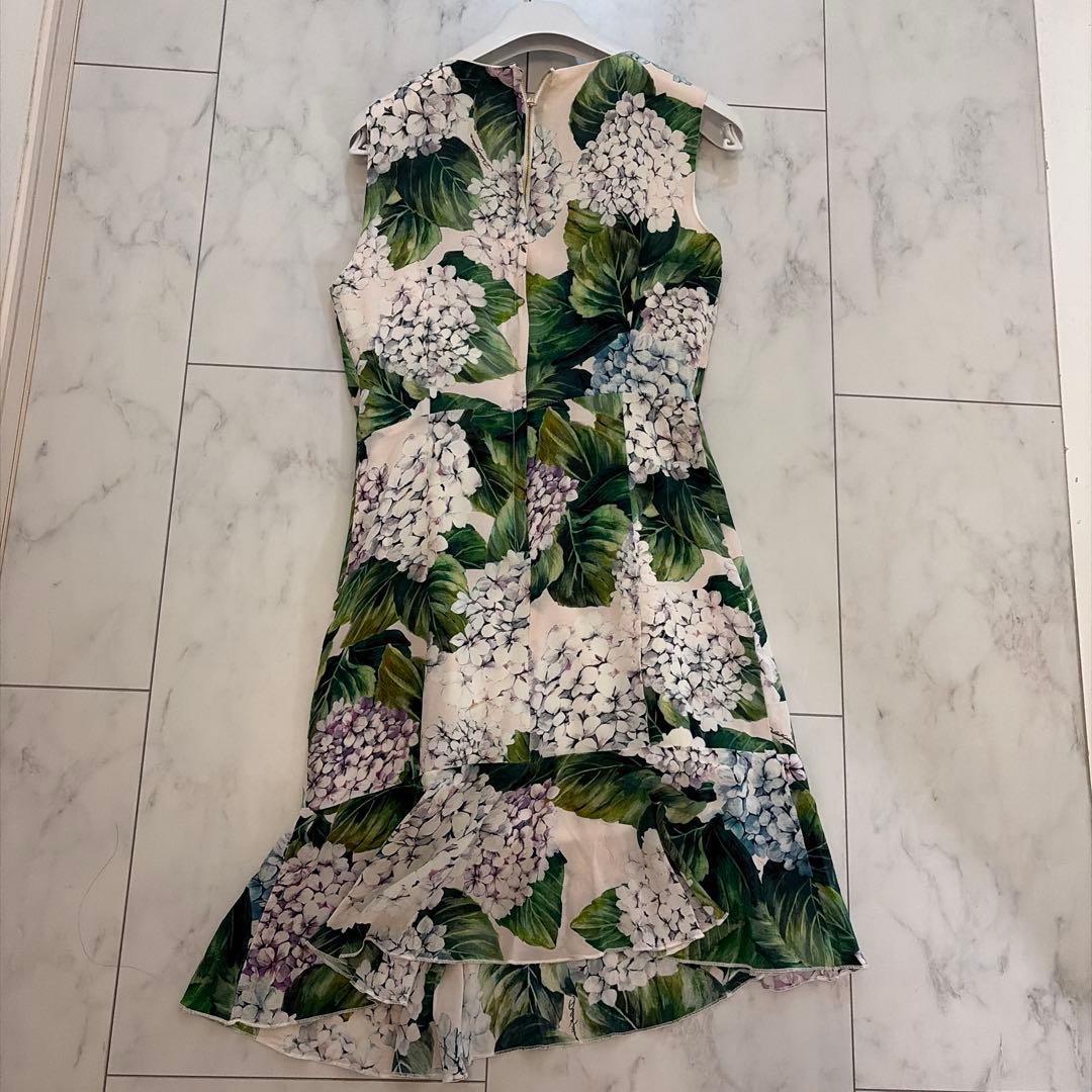 DOLCE & GABBANA アジサイ柄 ノースリーブワンピース