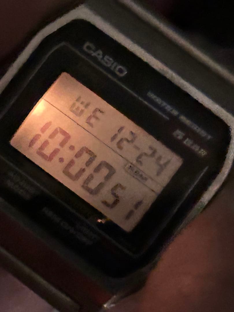 CASIO デジタル腕時計 5BAR防水 W-38新品電池交換済み