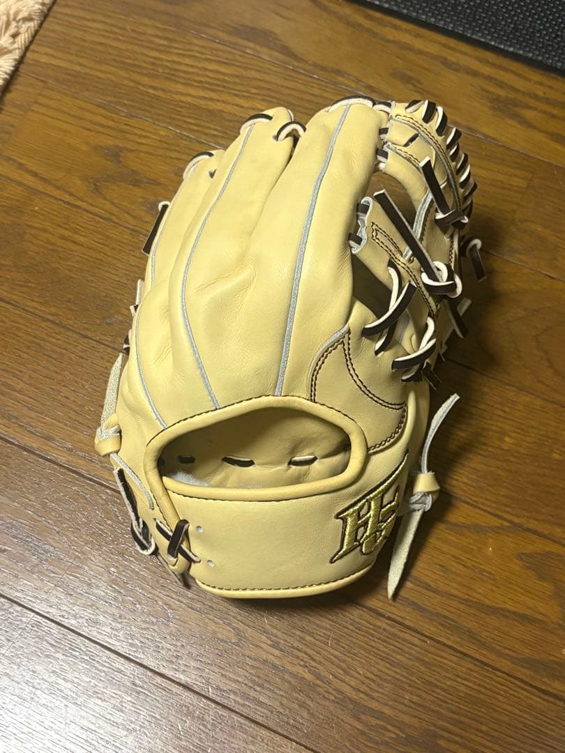 ペ*ョ様 ハイゴールド　硬式グローブ　技極　内野手用　湯もみ型付け済み