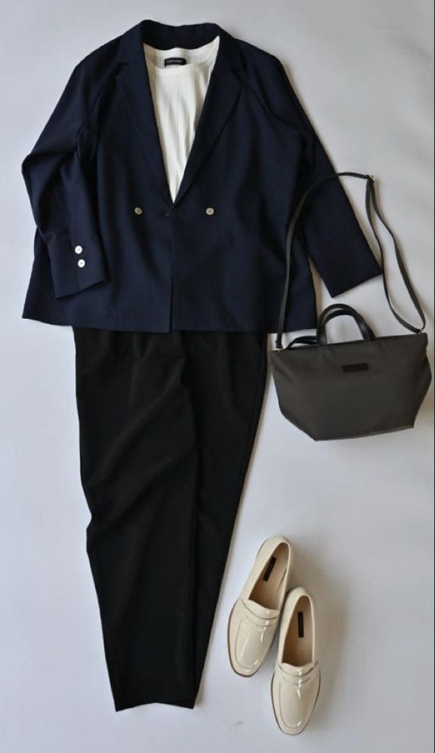 OUR アワーホーム　シワになりにくい、軽くて洗えるジャケット