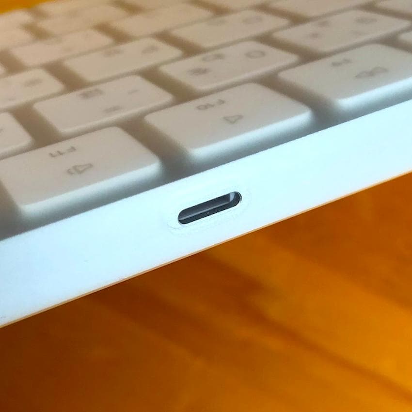 新品未使用｜MAGIC KEYBOARD｜JIS｜テンキー｜現行｜APPLE純正