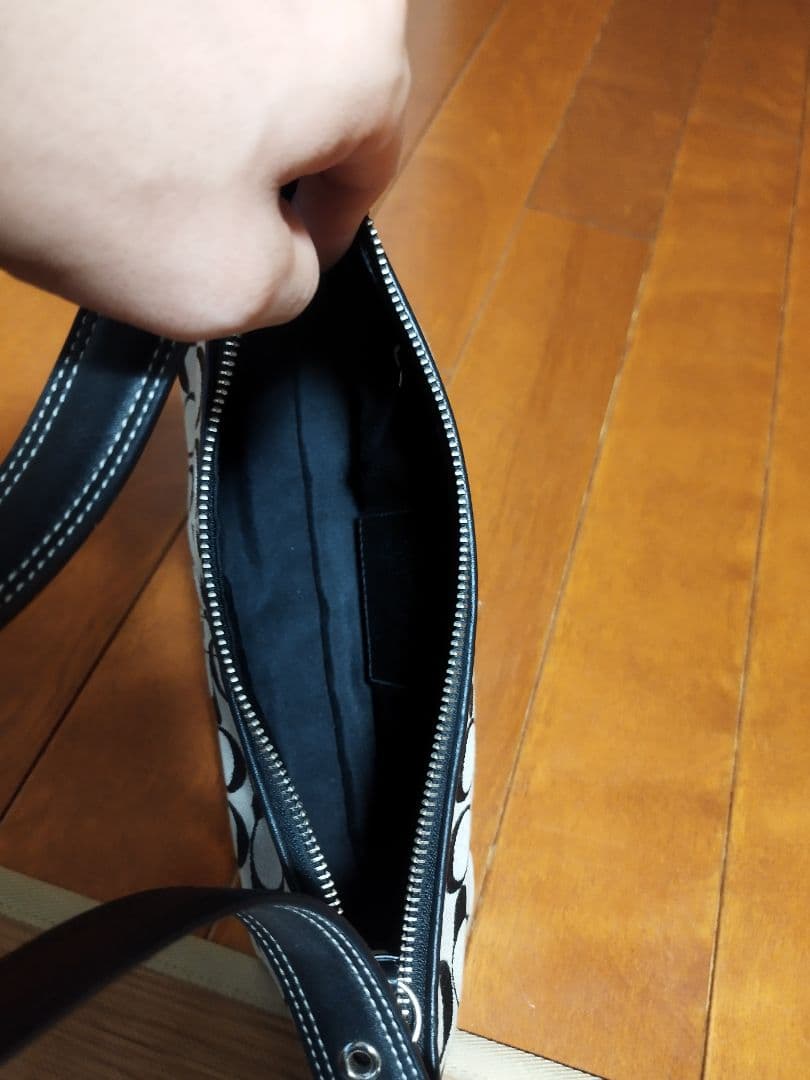 COACH フラワーパターン ハンドバッグ