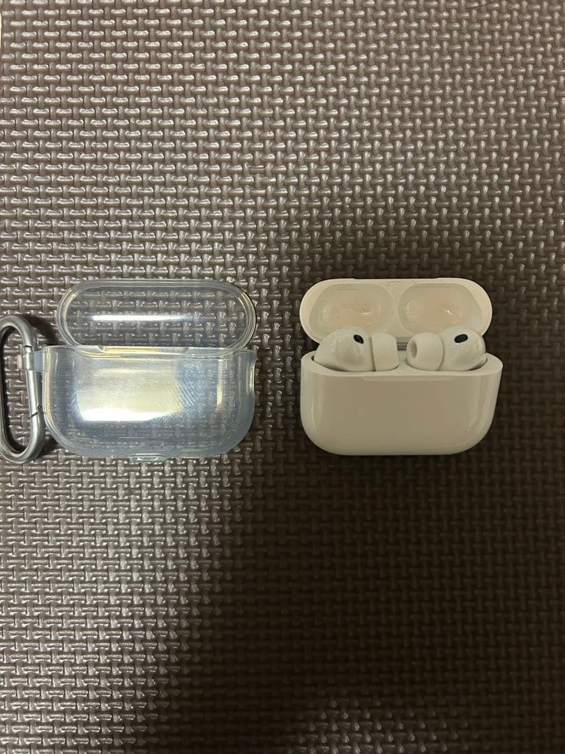 【美品】AirPods Pro 3 本体 充電ケース付き 保護ケース付