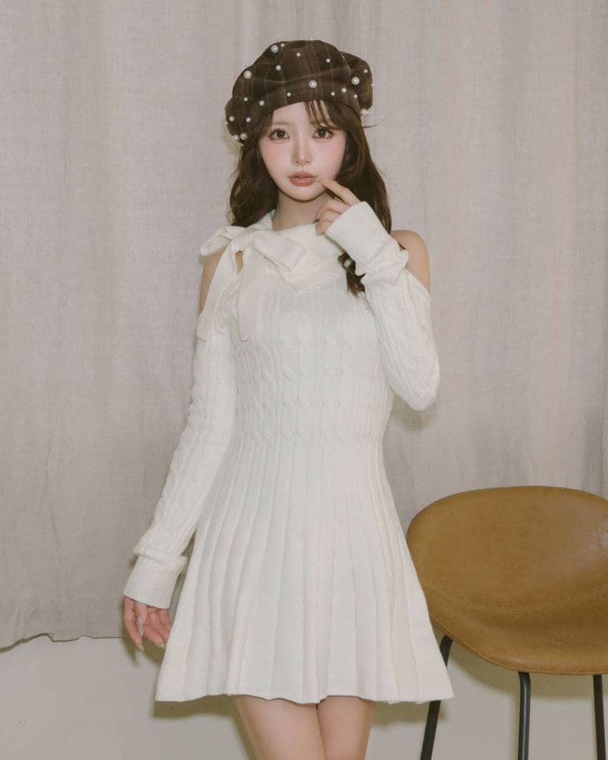 【新品】ダーリッチ アメスリフレアニットミニワンピース ホワイト