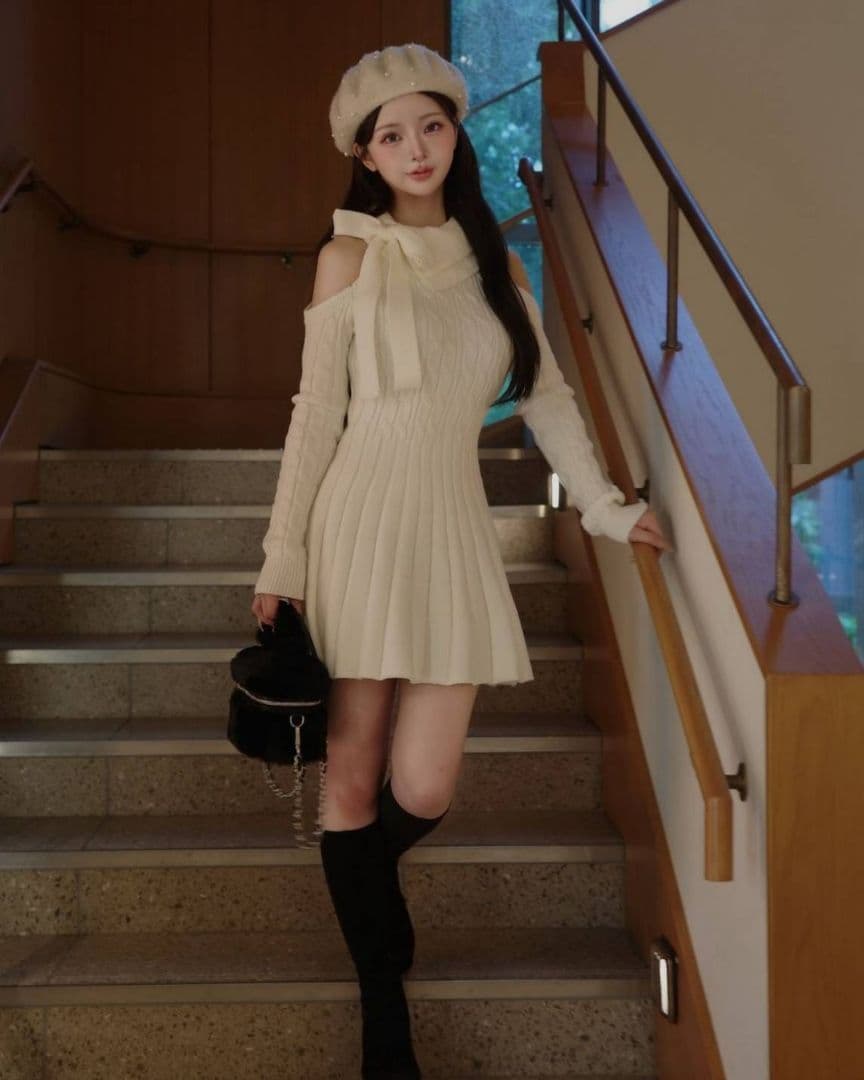 【新品】ダーリッチ アメスリフレアニットミニワンピース ホワイト