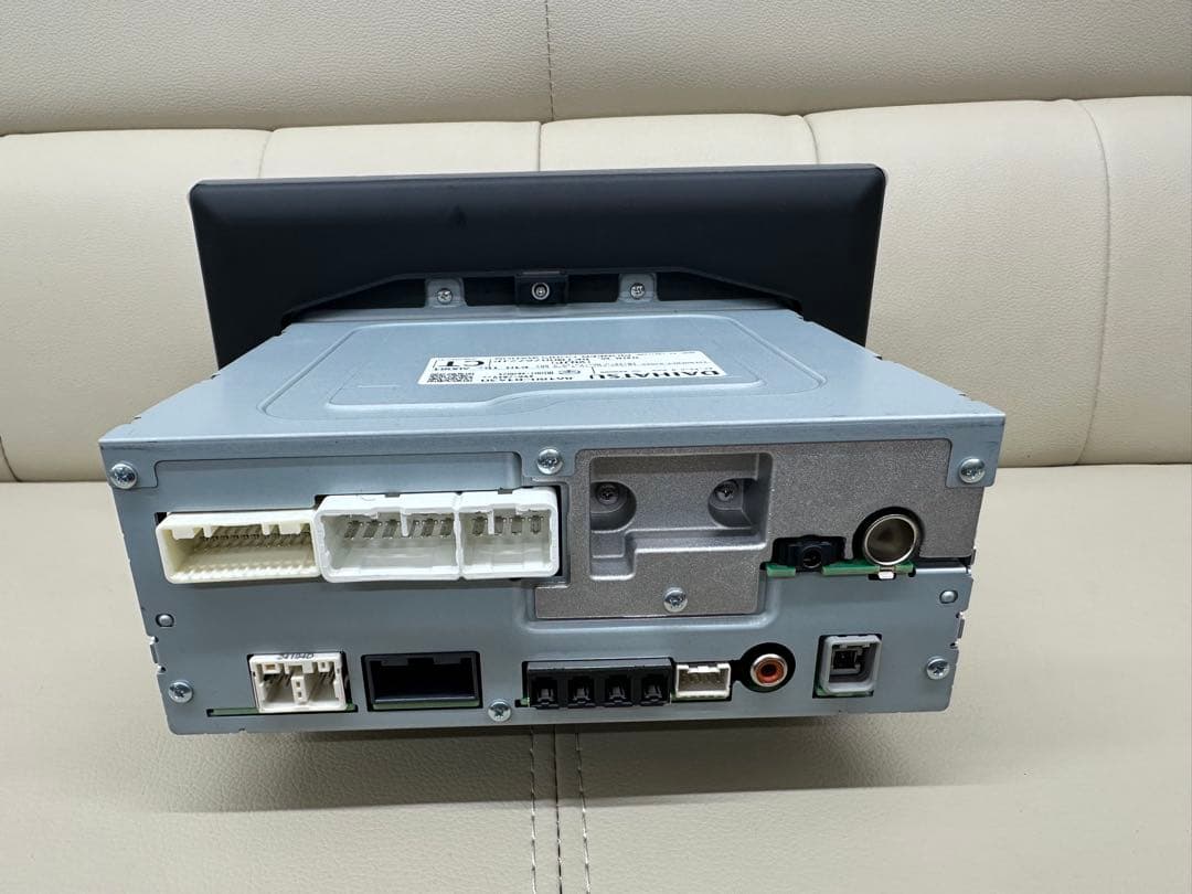 ルーミーディスプレイオーディオ本体