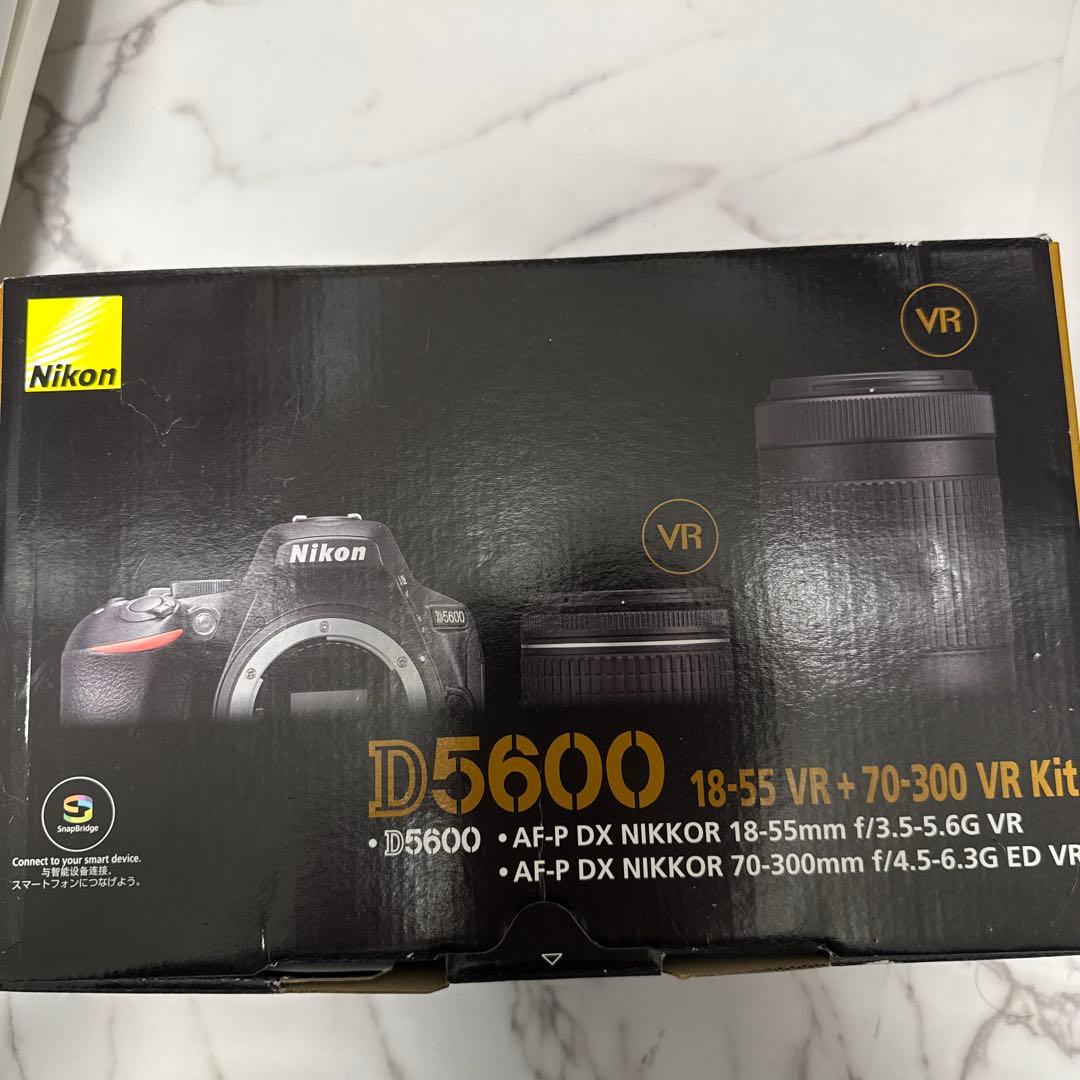 新品未開封 Nikon D5600 ダブルズームキット