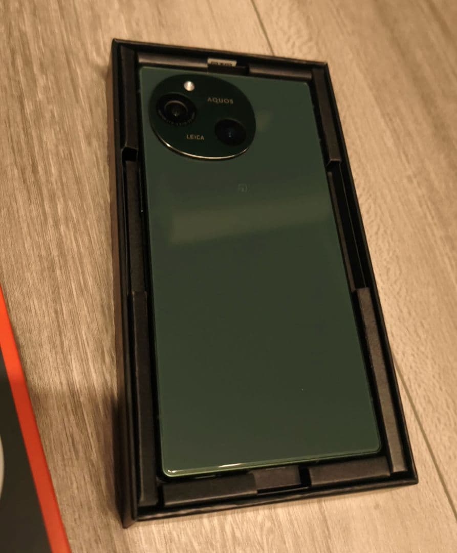 【美品】SHARP AQUOS R9 SH-M28 本体