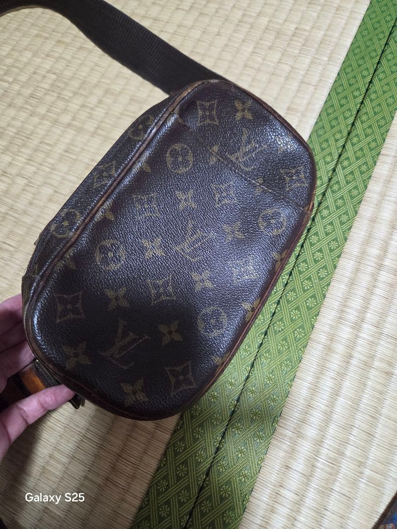 Louis Vuitton ボディバッグ モノグラム