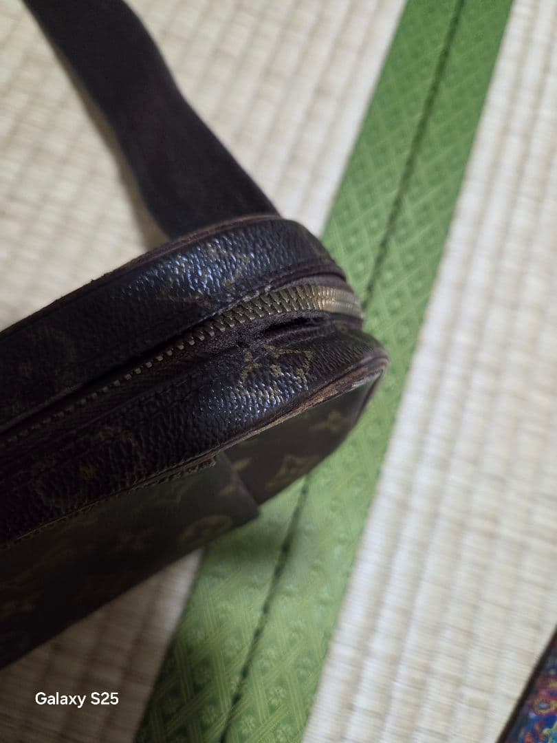 Louis Vuitton ボディバッグ モノグラム