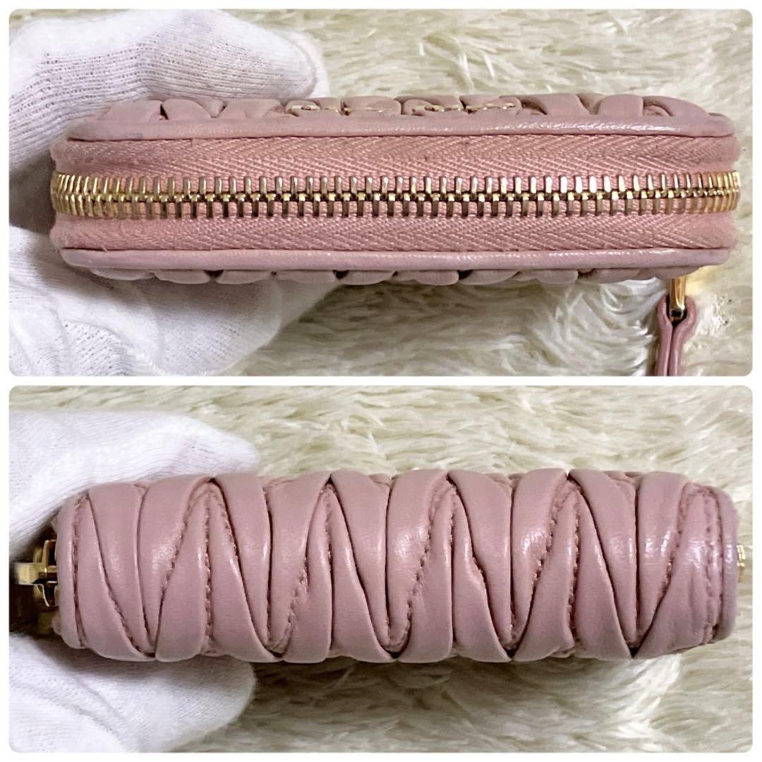 【極美品】MIU MIU マテラッセ ケース ラウンドファスナー ピンク