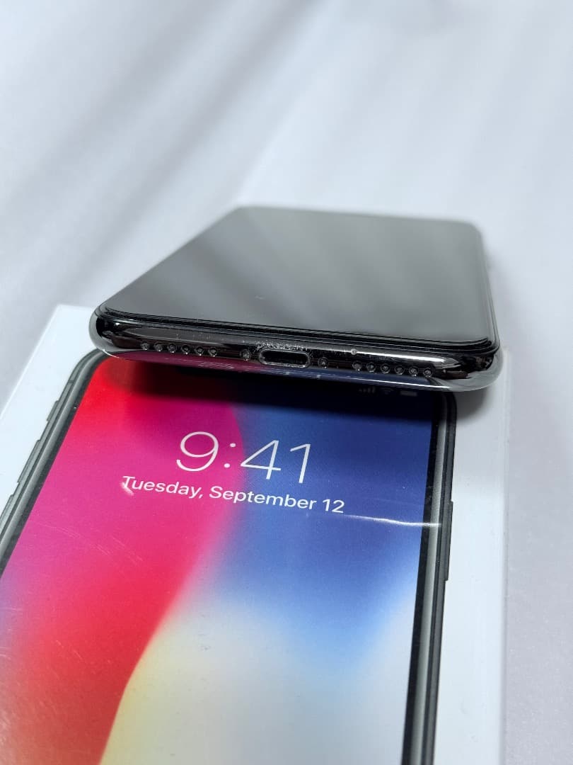 Apple iPhone スペースグレー 本体