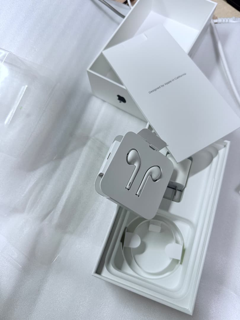 Apple iPhone スペースグレー 本体