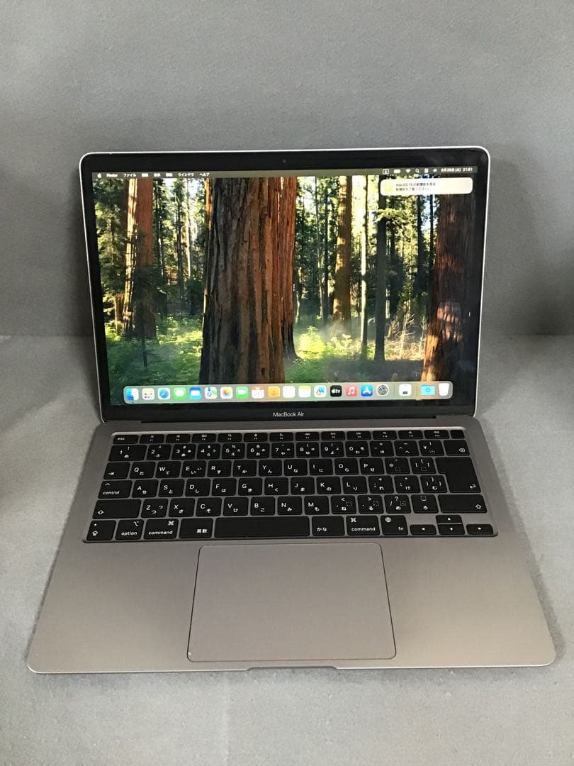 MacBook Air M1 2020年　8GB 245GB