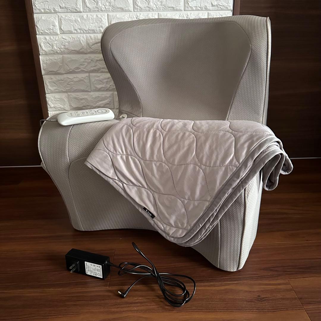 美品 MTG Style Dr.CHAIR Heat ベージュ ブランケット付き