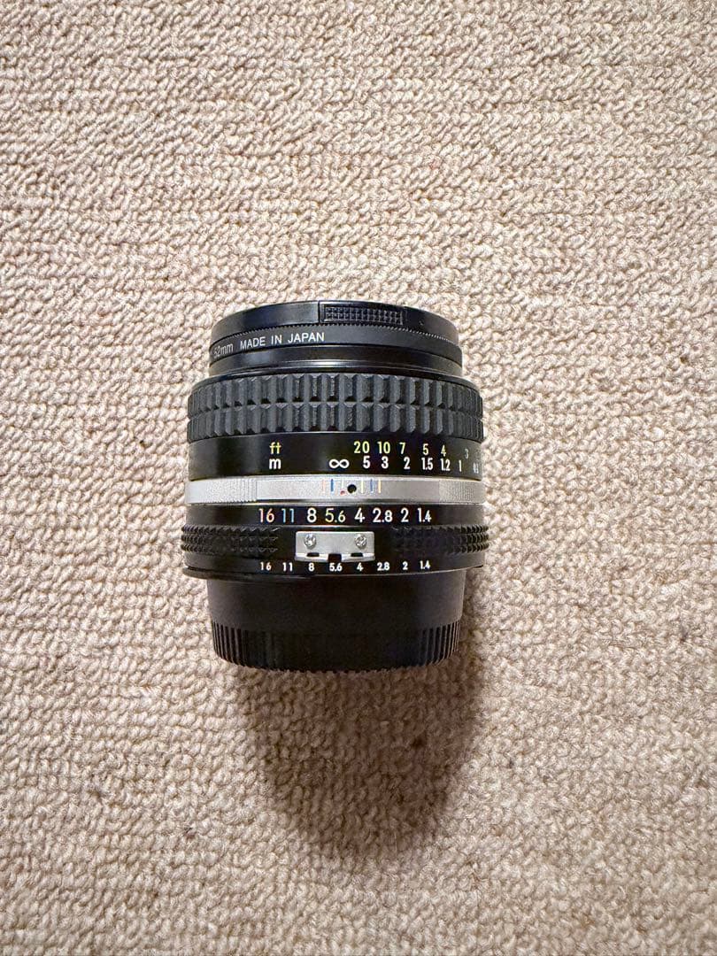 Nikon 50mm f/1.4 レンズ