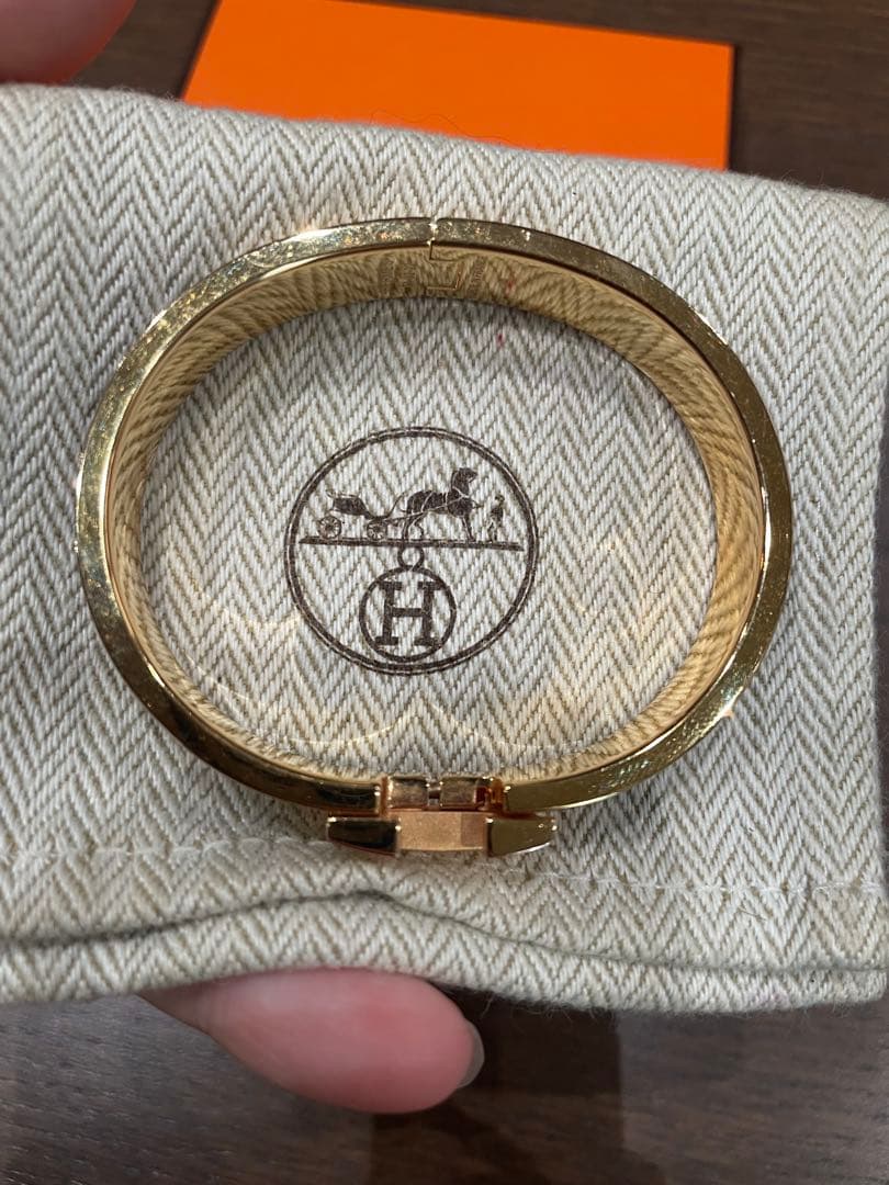 エルメス ゴールド ブラック バングル