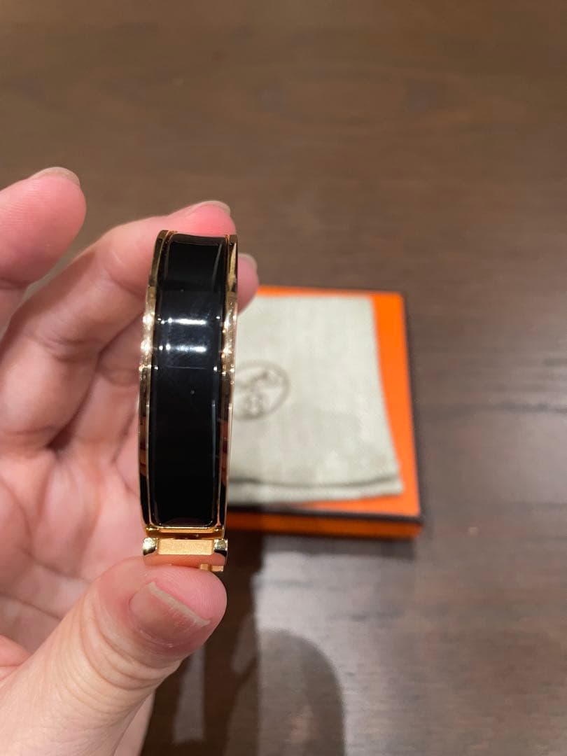 エルメス ゴールド ブラック バングル
