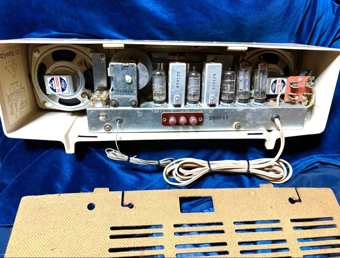 ★【東芝「かなりやRS」真空管ラジオ「5ZL-507形」★ 昭和レトロ★希少品★