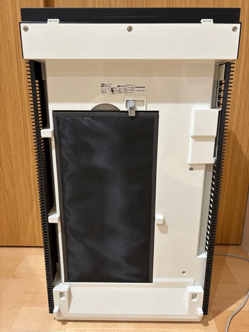 【美品】Panasonic 脱臭機 ホワイト　F-MV2100