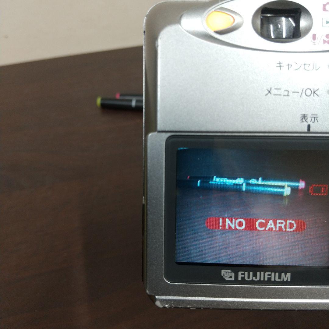 MA② FUJIFILM 富士フィルム デジタルカメラ FinePix30i