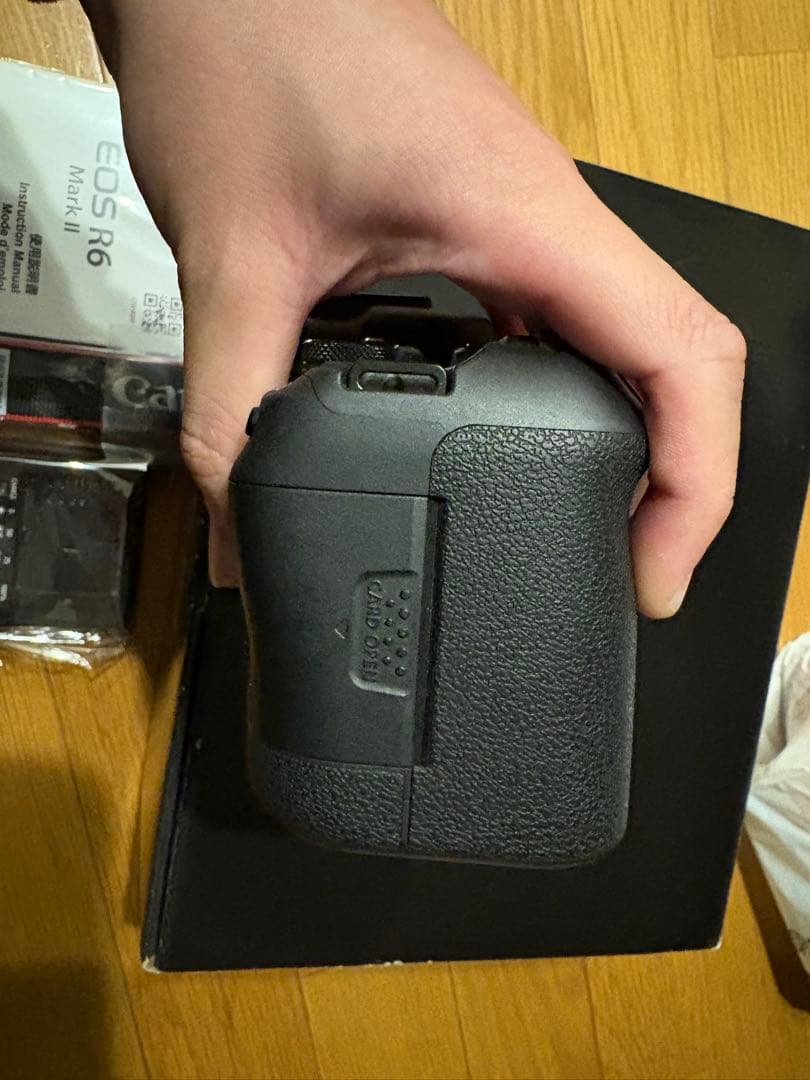 Canon EOS R6 Mark II 予備バッテリー付き　撮影枚数少